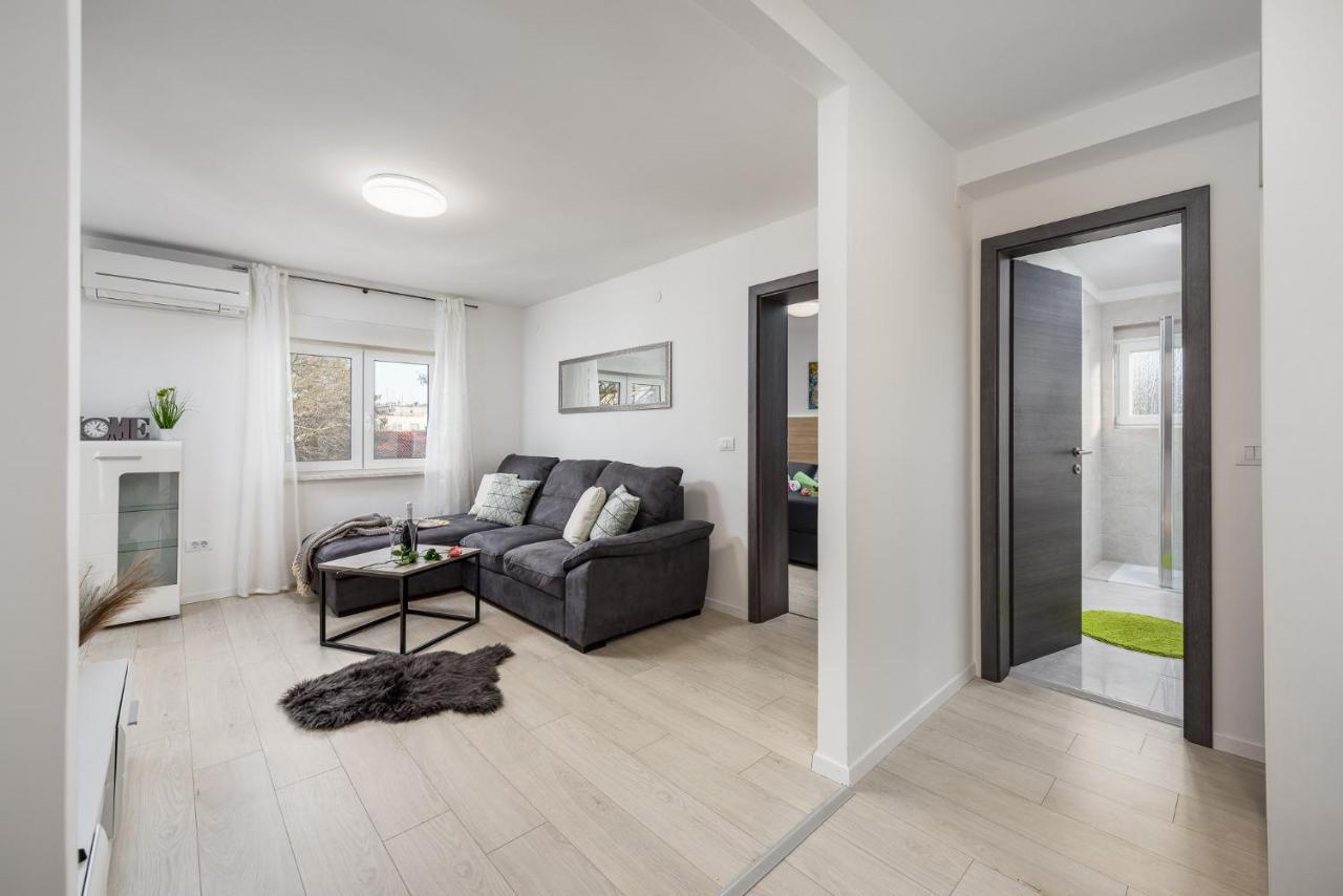 Apartment S&M Heart Of Pula Dış mekan fotoğraf