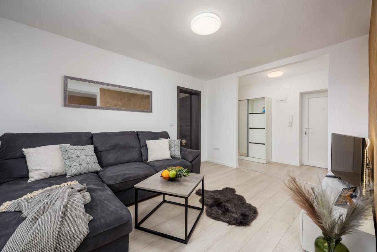 Apartment S&M Heart Of Pula Dış mekan fotoğraf